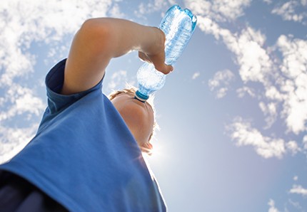 GOLPE DE CALOR: CÓMO SABER SI TENGO DESHIDRATACIÓN DURANTE LA OLA DE CALOR